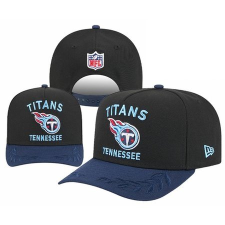 Tennessee Titans Adjustable Hat